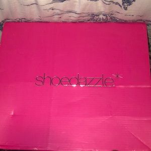 Wore twice beautiful comfy wedge.